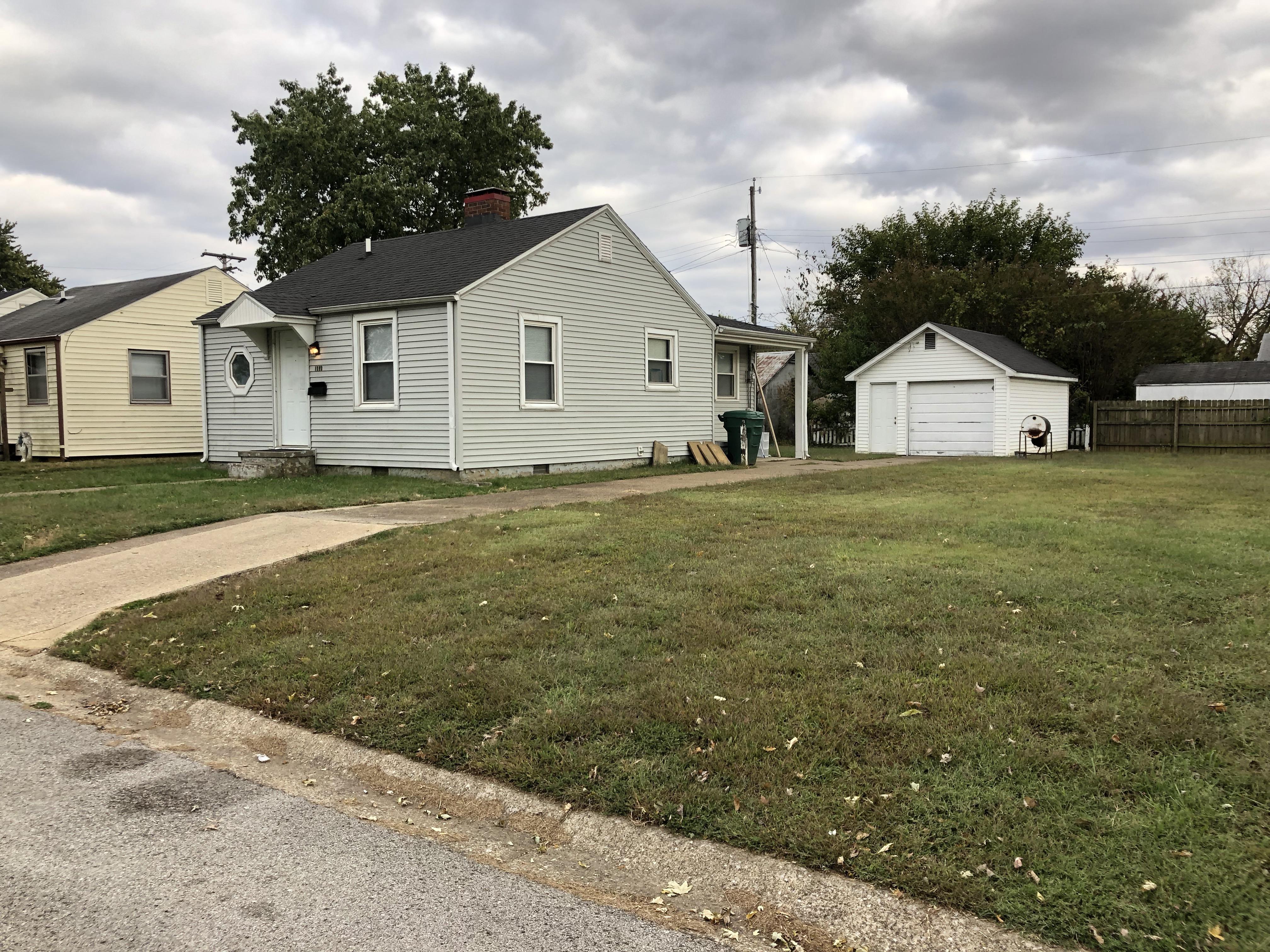2 Bedrooms, 1 Bath Home, 2 Lots Kurtz Auction & Realty Co.