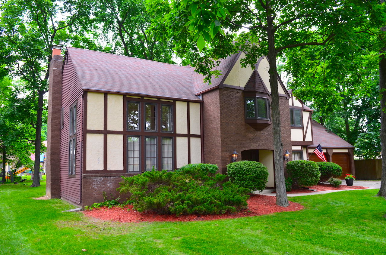 Beautiful 4 bedroom home in the Walden neighborhood Scheerer