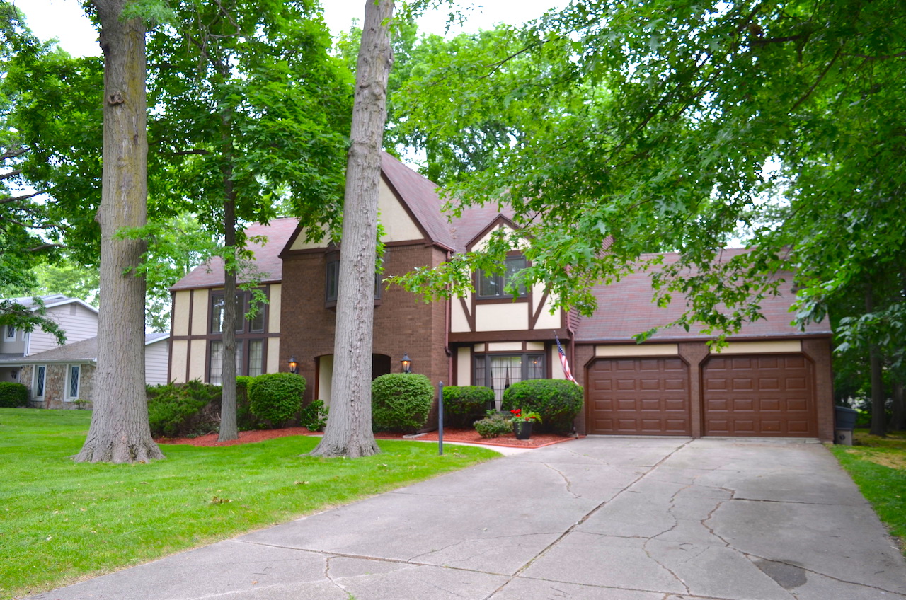 Beautiful 4 bedroom home in the Walden neighborhood Scheerer