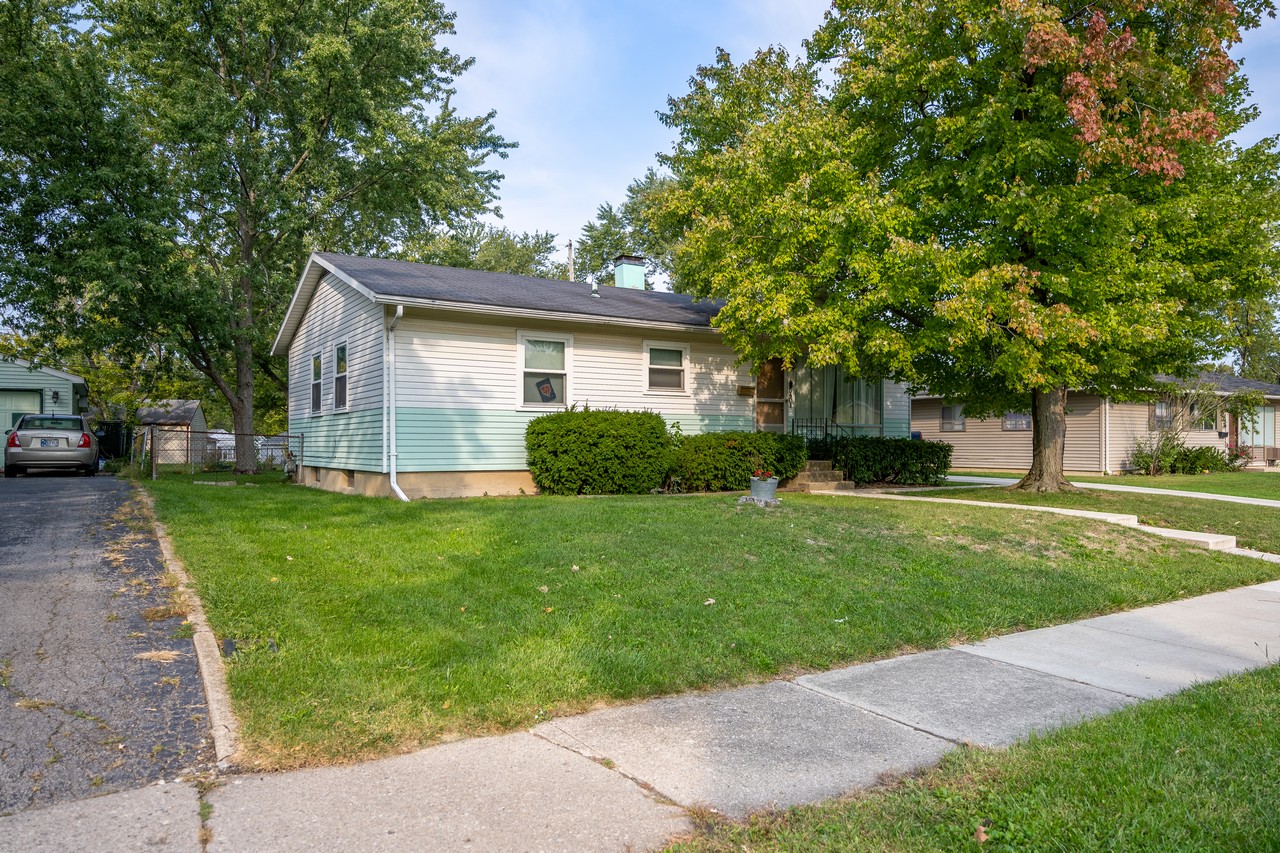 3 rentals in Fort Wayne for Shearer McCulloch Auction