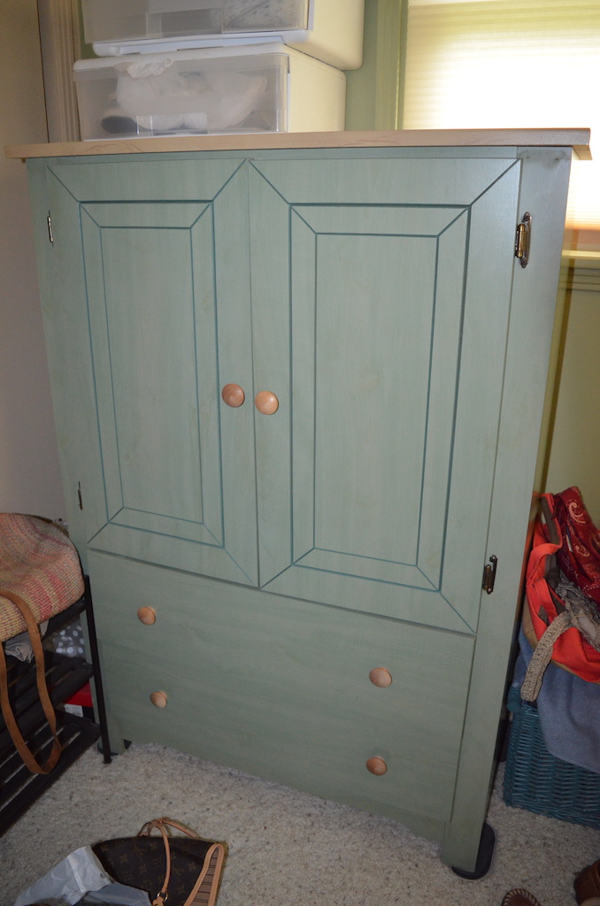 4 bedroom, 2 full bath waterfront home on Little Long Lake Scheerer