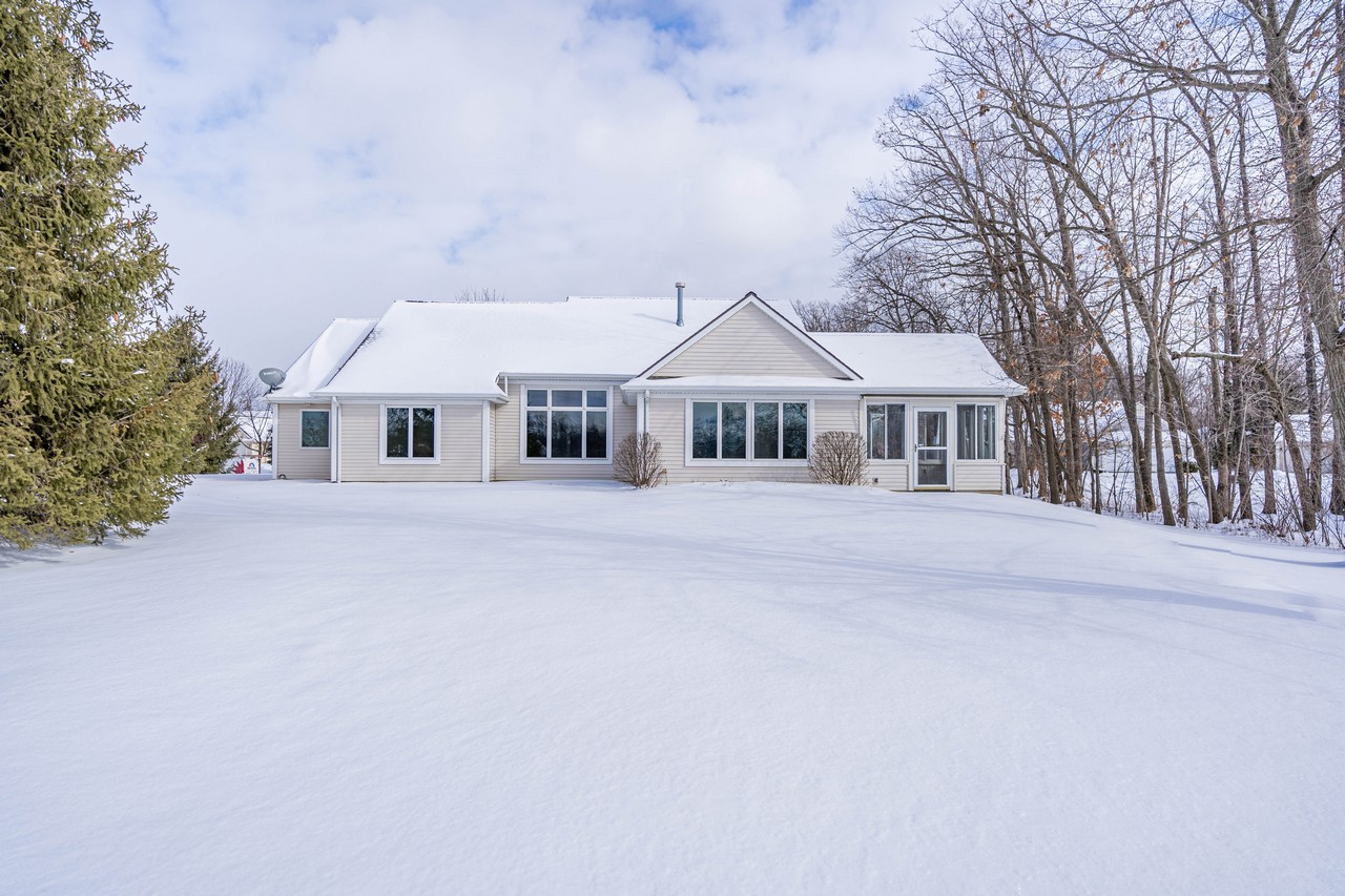 BEAUTIFUL 2 BR 2 BA WATERFRONT VILLAMINIUM IN ABOITE TOWNSHIP