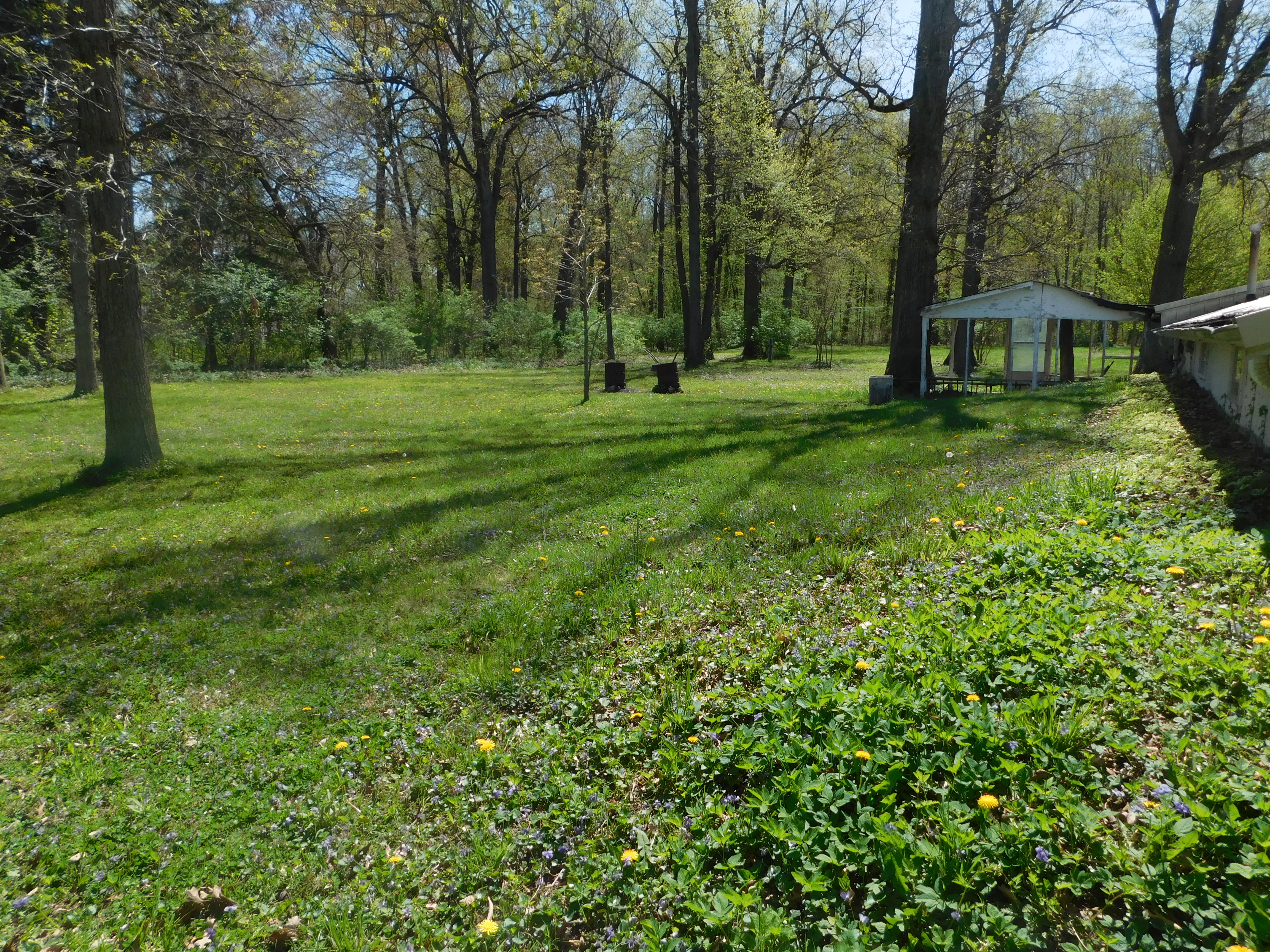 Single family home on 3 city lots in Waynedale area Scheerer