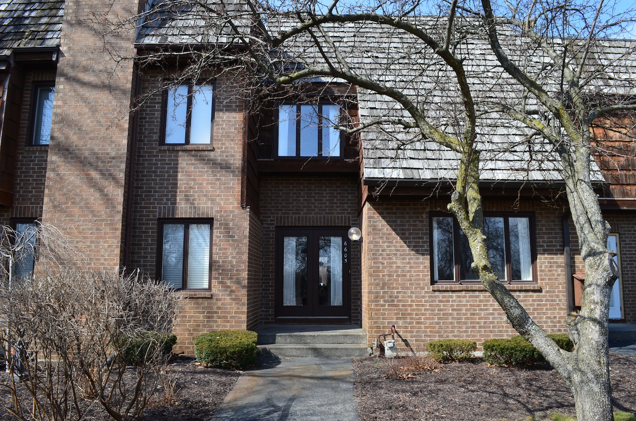 Real Estate in Covington Creek Condos Scheerer McCulloch Indiana Auctions, Real Estate