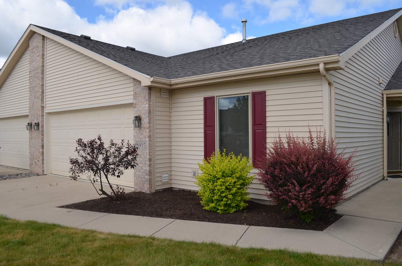 Real Estate / Personal Property Auction in Hunters Knoll Scheerer