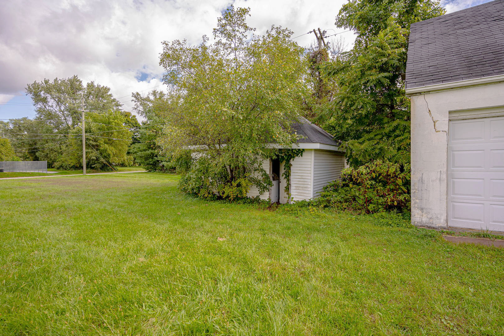Lots with Outbuildings Jefferson Blvd. Area Fort Wayne, Indiana