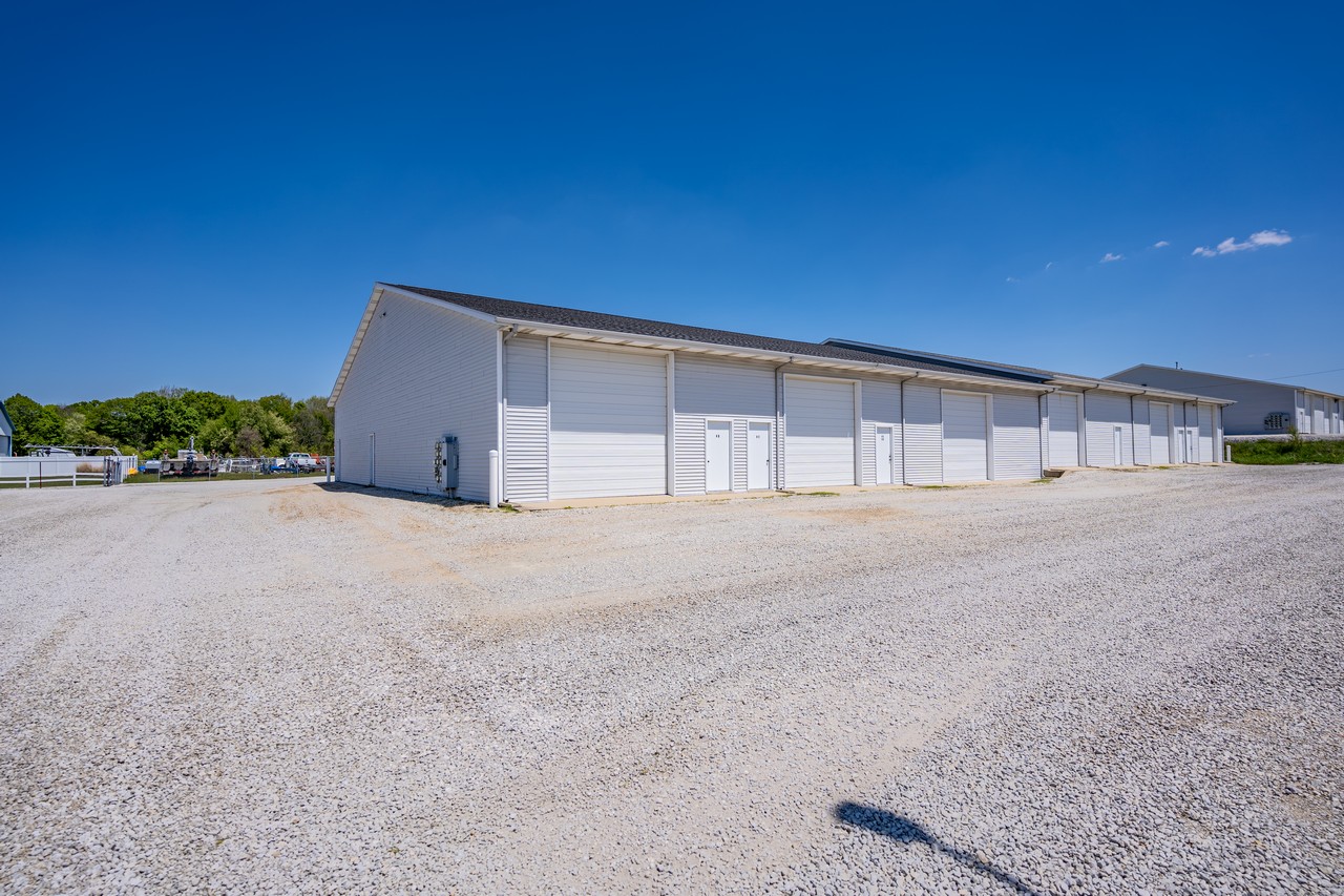 2 Garage Condominium Units For Auction in Syracuse Scheerer McCulloch