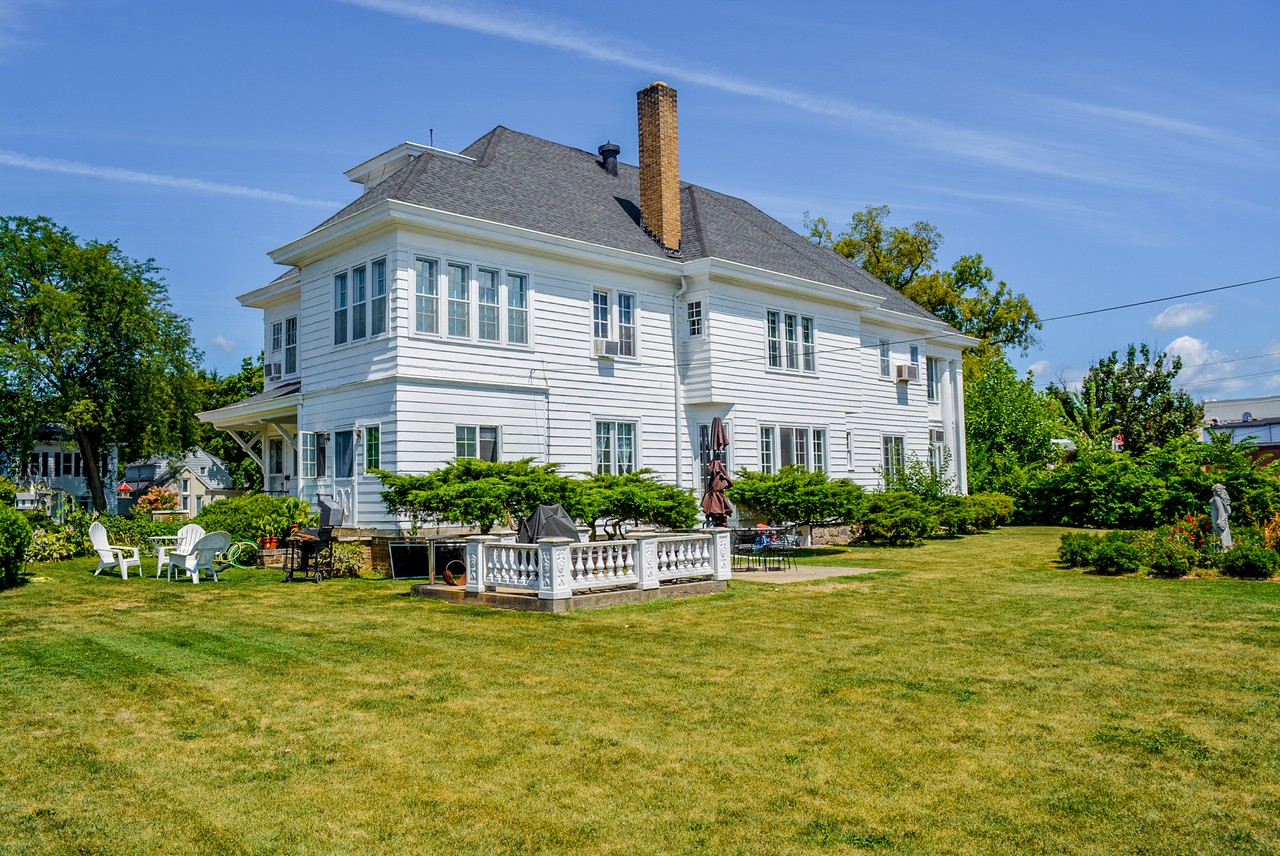 Stunning 6 Bedroom 6 Bathroom Historic Mansion in Kendallville