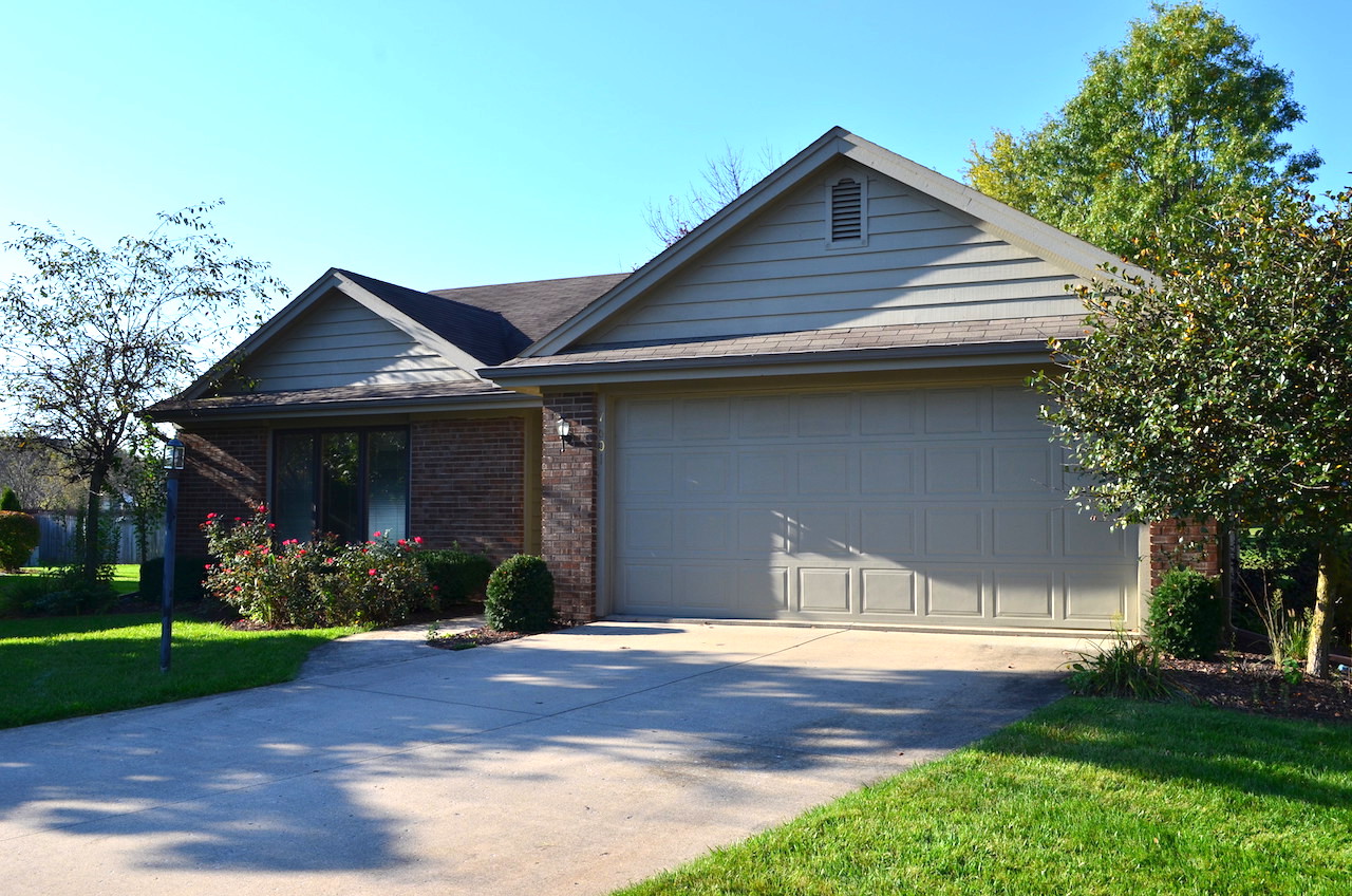 Real Estate & Personal Property Auction in Kensington Downs Villas