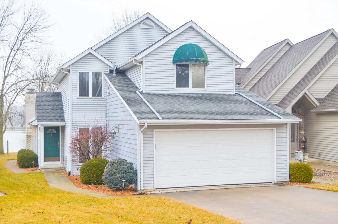 Beautiful 2 bedroom, 2 bath home on Hamilton Lake Scheerer McCulloch