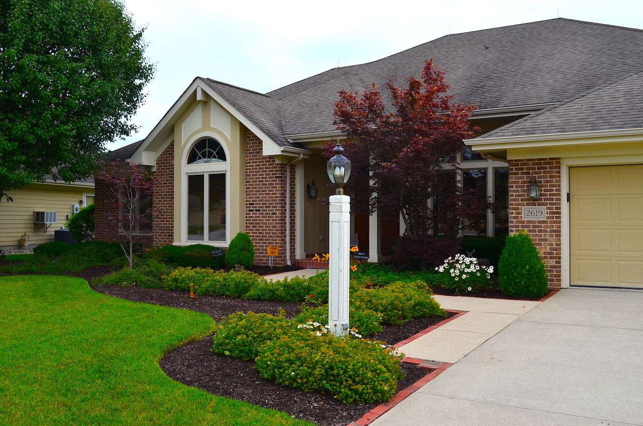 Beautiful, well maintained Autumn Ridge villa on golf course Scheerer
