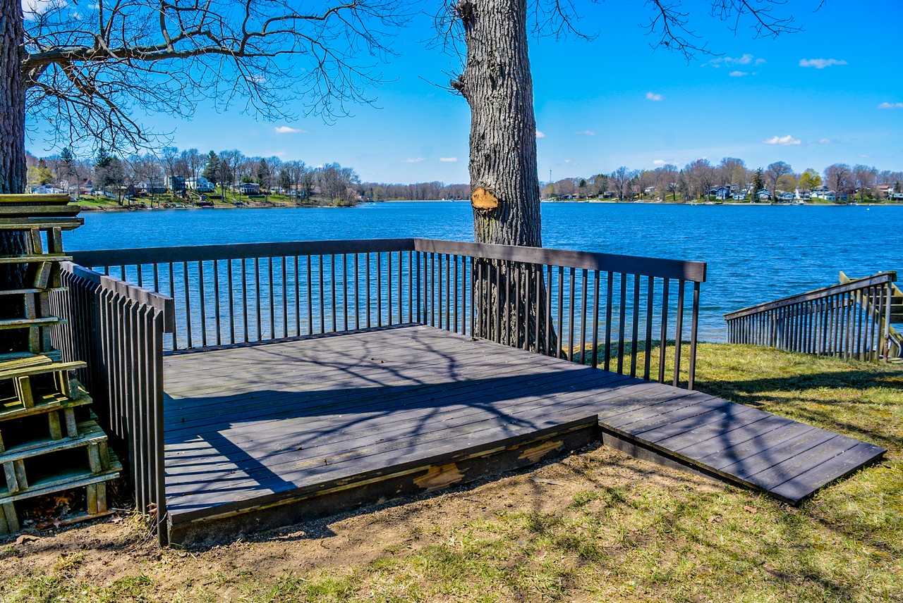 Charming 2 Bedroom 2 Bathroom Cottage on Lake Papakeechie Scheerer