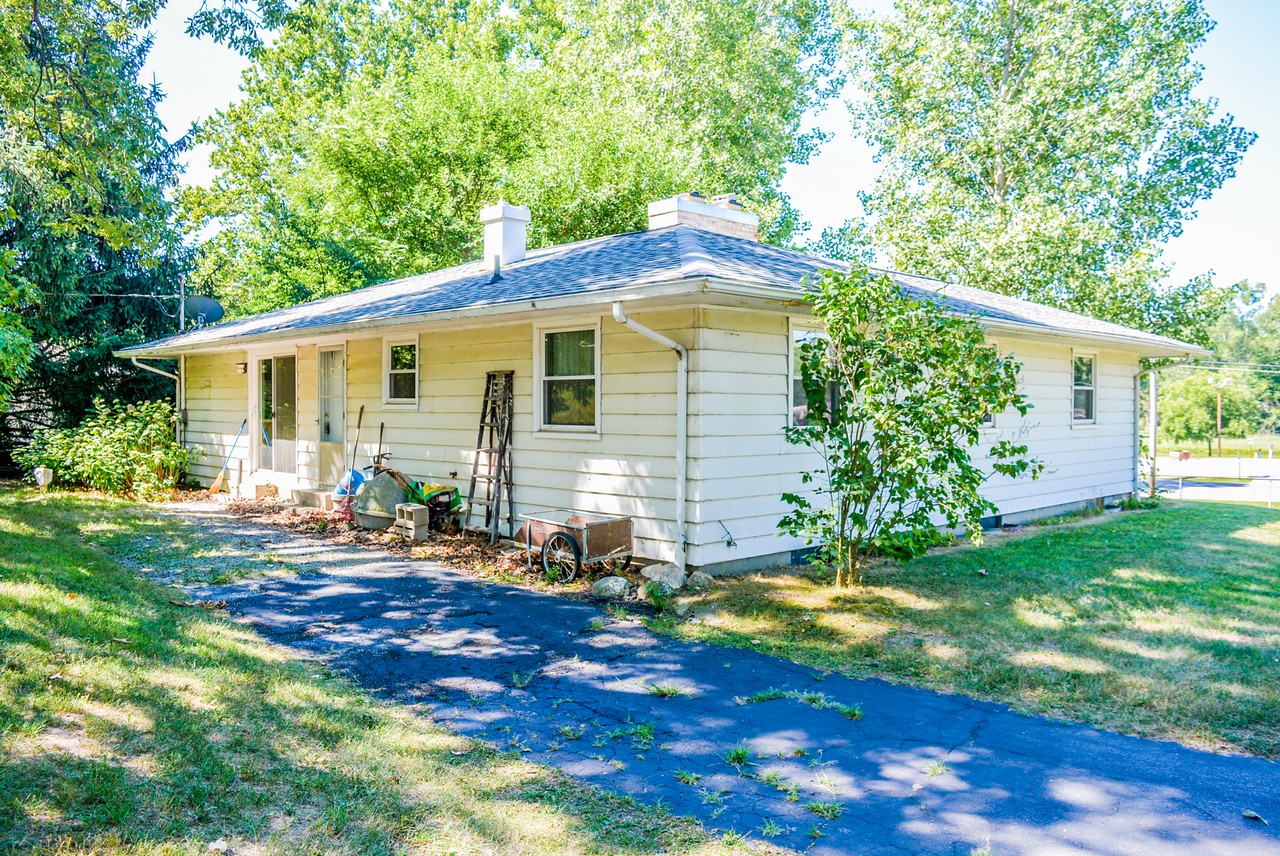 3 Bedroom Single Family Home in North Webster Scheerer McCulloch