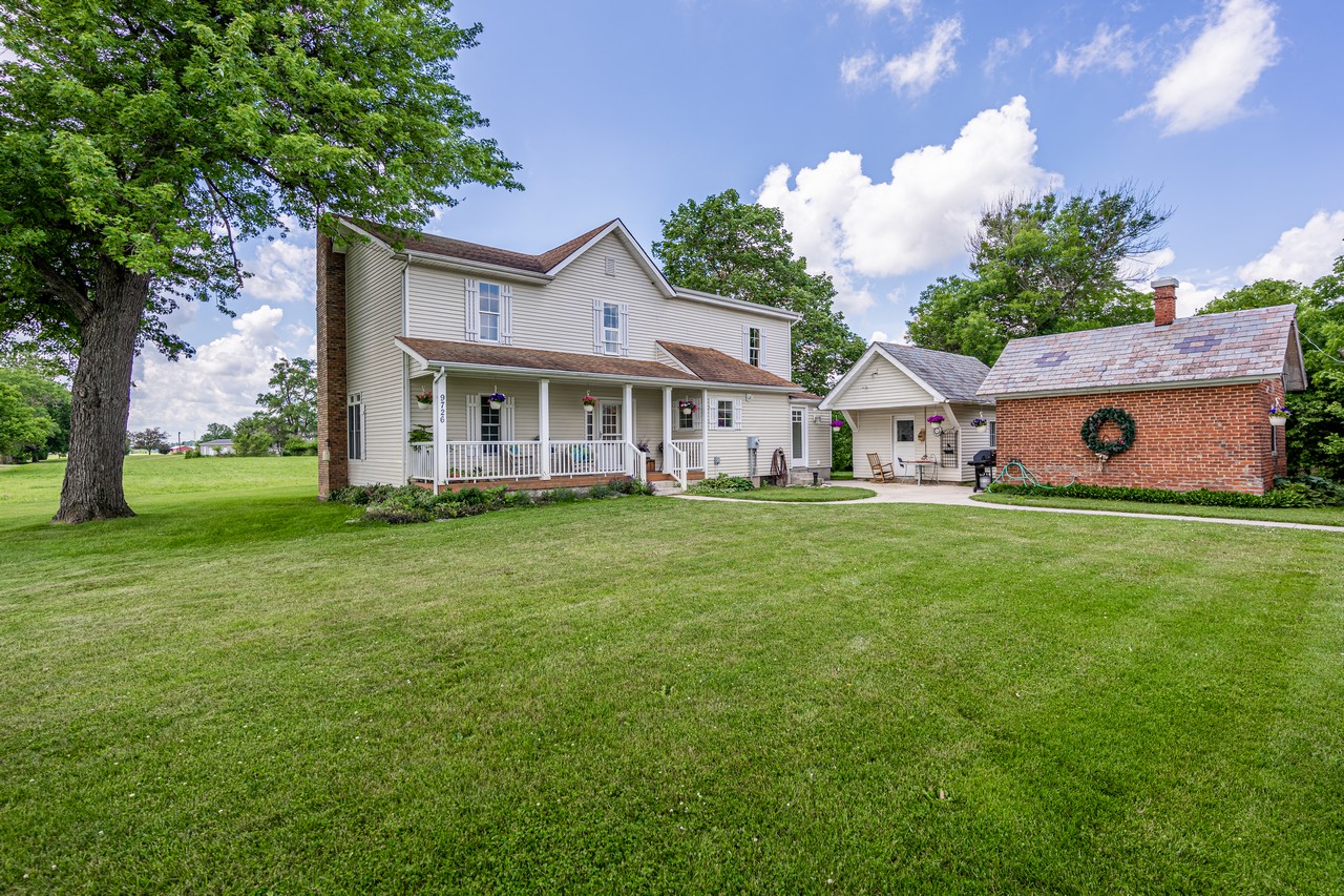 BEAUTIFUL 5 BR 4 BA HOME ON 4.19+/ ACRES IN MARKLE Scheerer