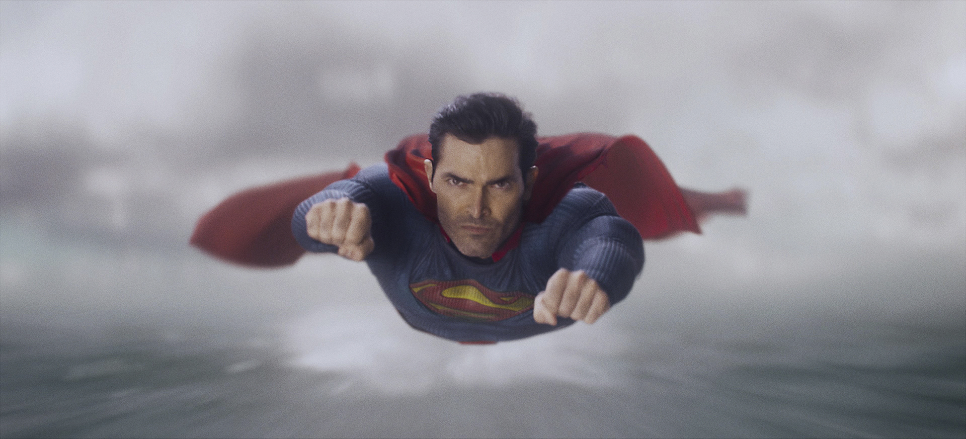 Review New Superman Lois Series Is The Cw S Most Confident Arrowverse Debut Yet Datebook