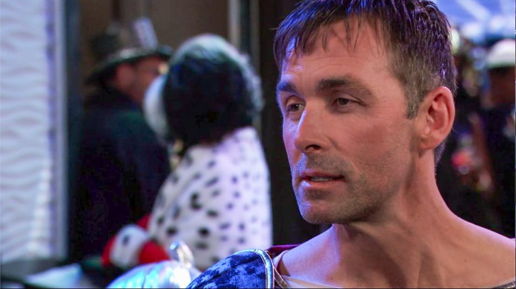 General Hospital Spoilers Valentin Gets A Disturbing Phone Call Soap