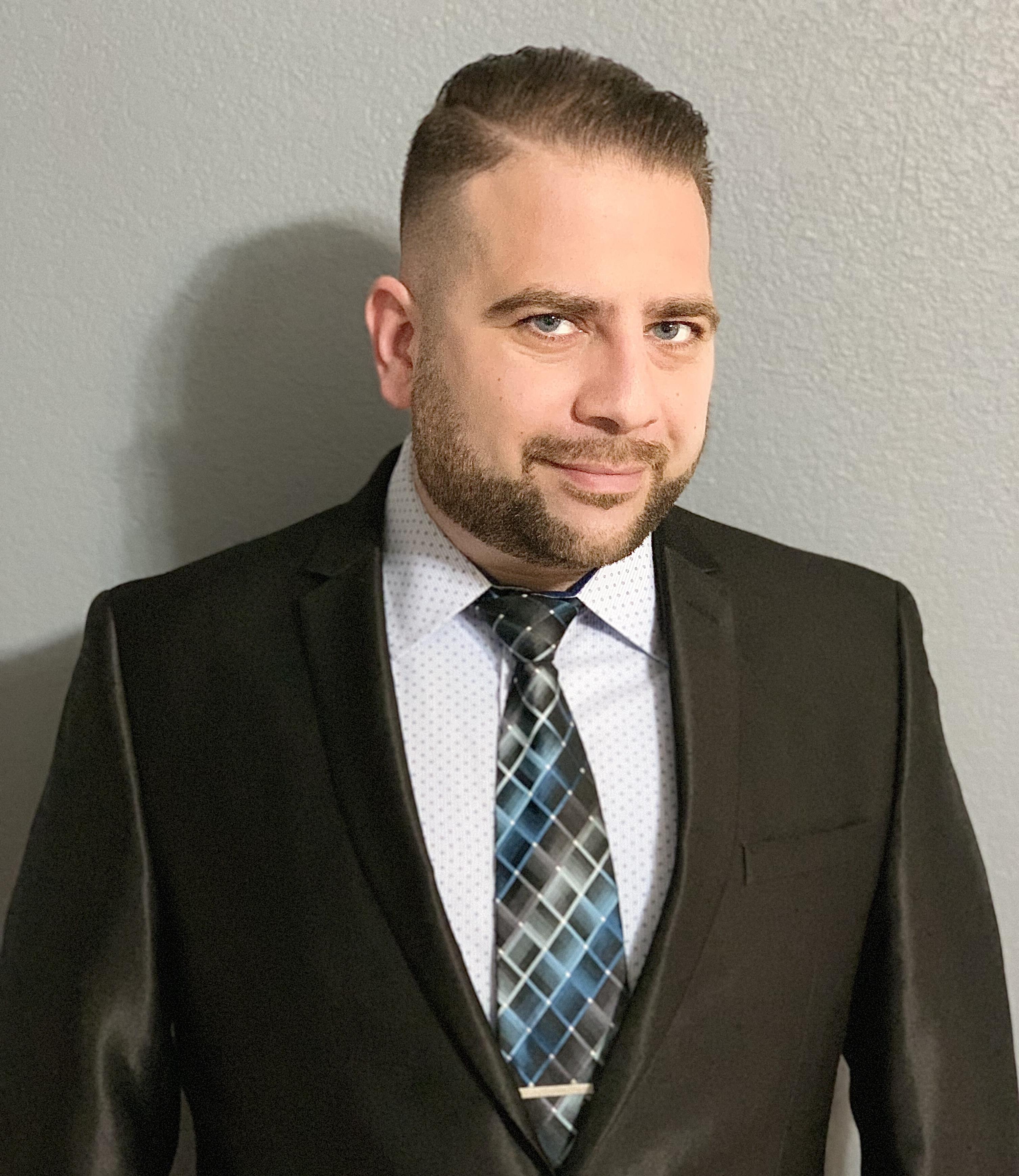 Real Estate Agent Salim Farha Merced, CA