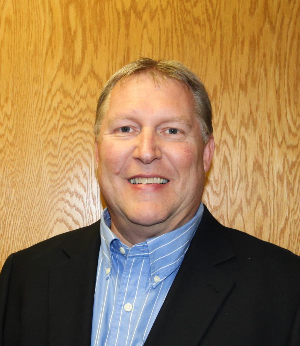 Real Estate Agent Adam Artz Blaine, MN