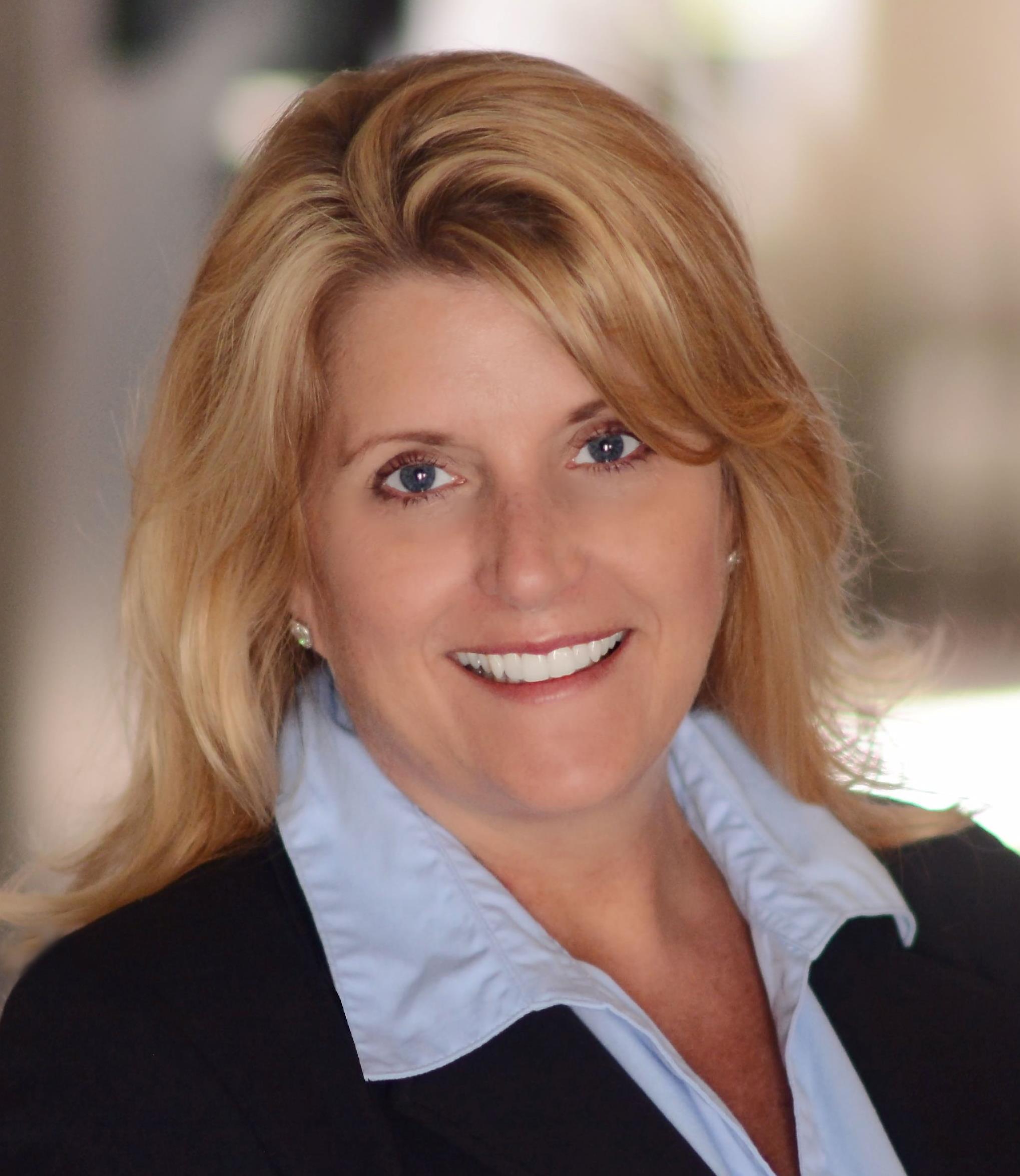 Real Estate Agent Barb 'Bobbi' Walgren Eureka, MO