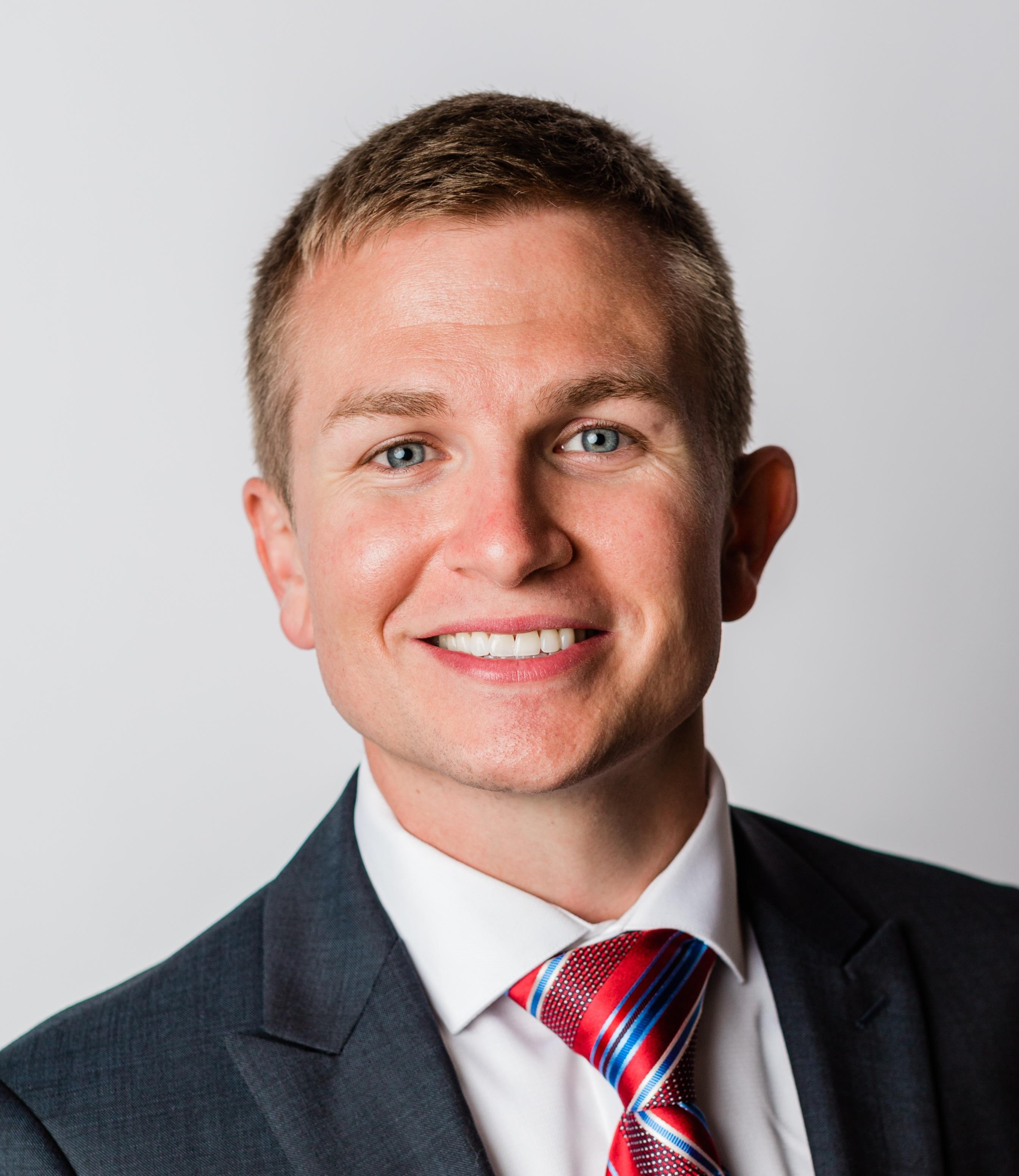 Real Estate Agent Troy Hill Crown Point, IN