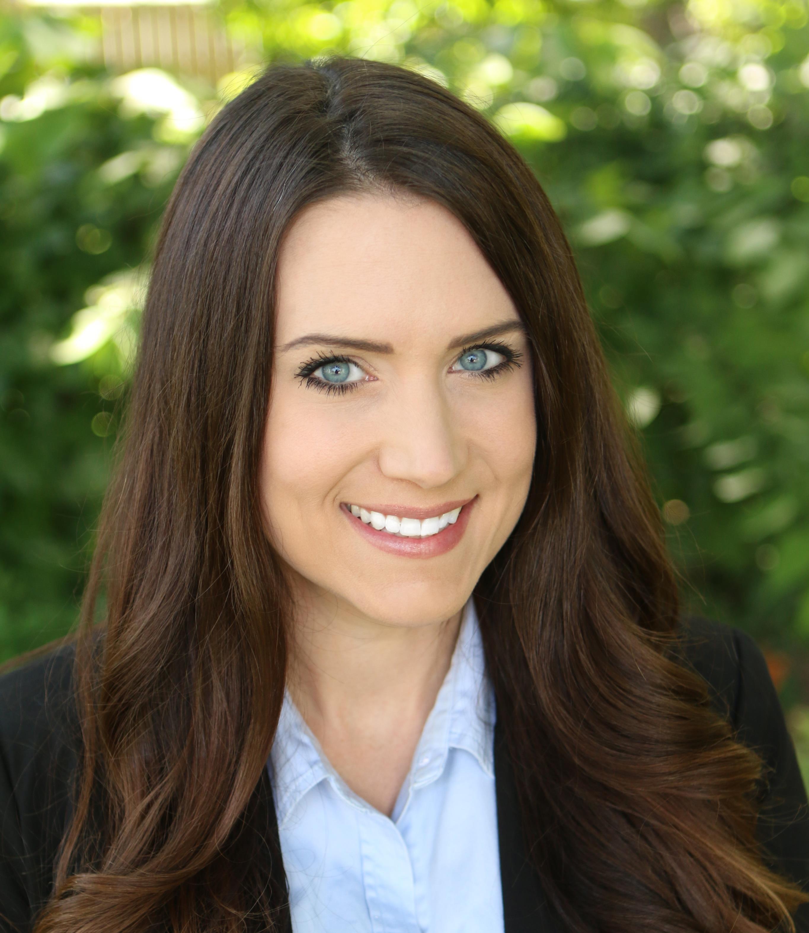 Real Estate Agent Chelsey Kessler Lee's Summit, MO