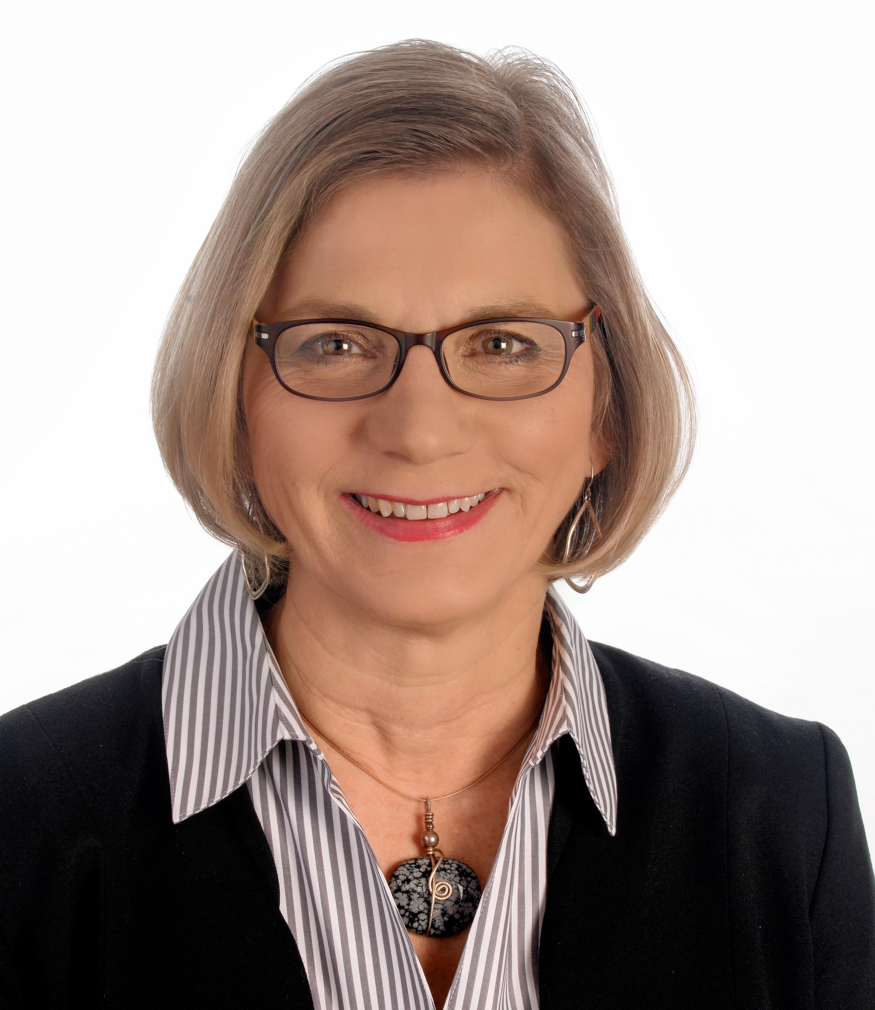 Real Estate Agent Patti Brookfield, WI