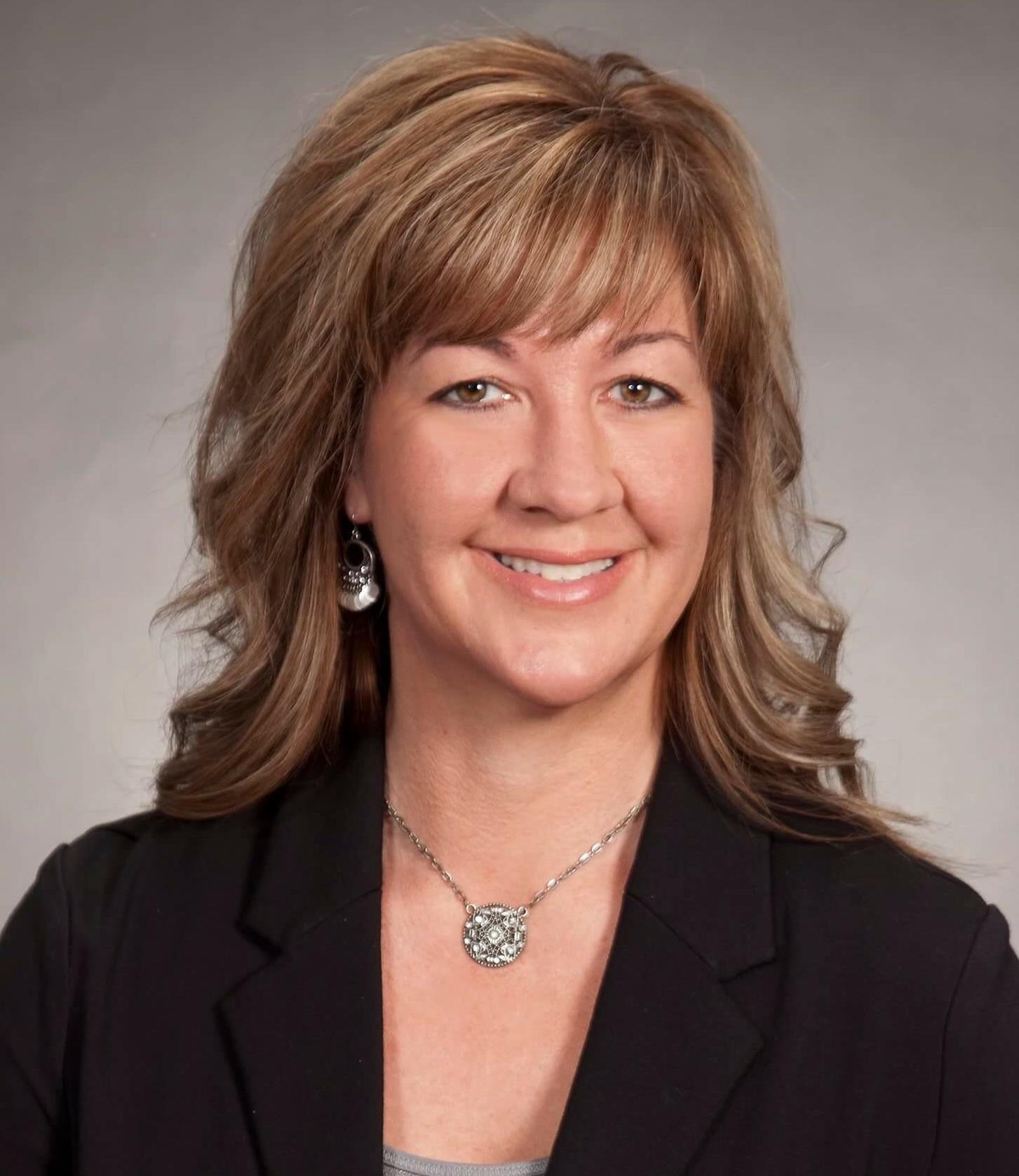 Real Estate Agent Missy Fallert Festus, MO