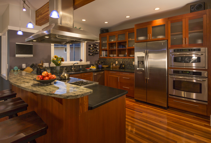 3 Tips For Using Wood Stains On Your Kitchen Woodworkers
