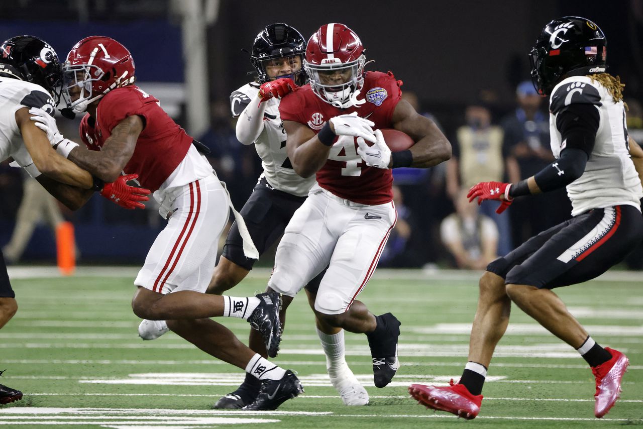 AlabamaCincinnati (276) le Crimson Tide se qualifie pour une 6ème