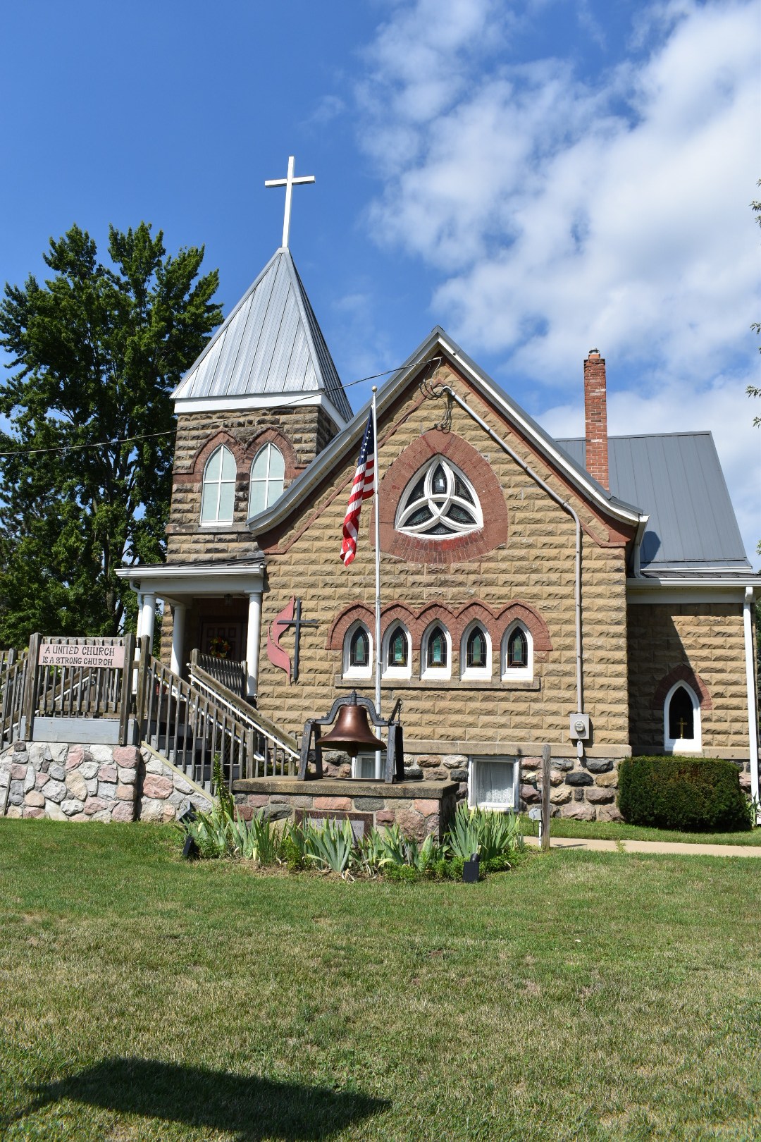 Lyon Lake Marshall, MI FindAChurch