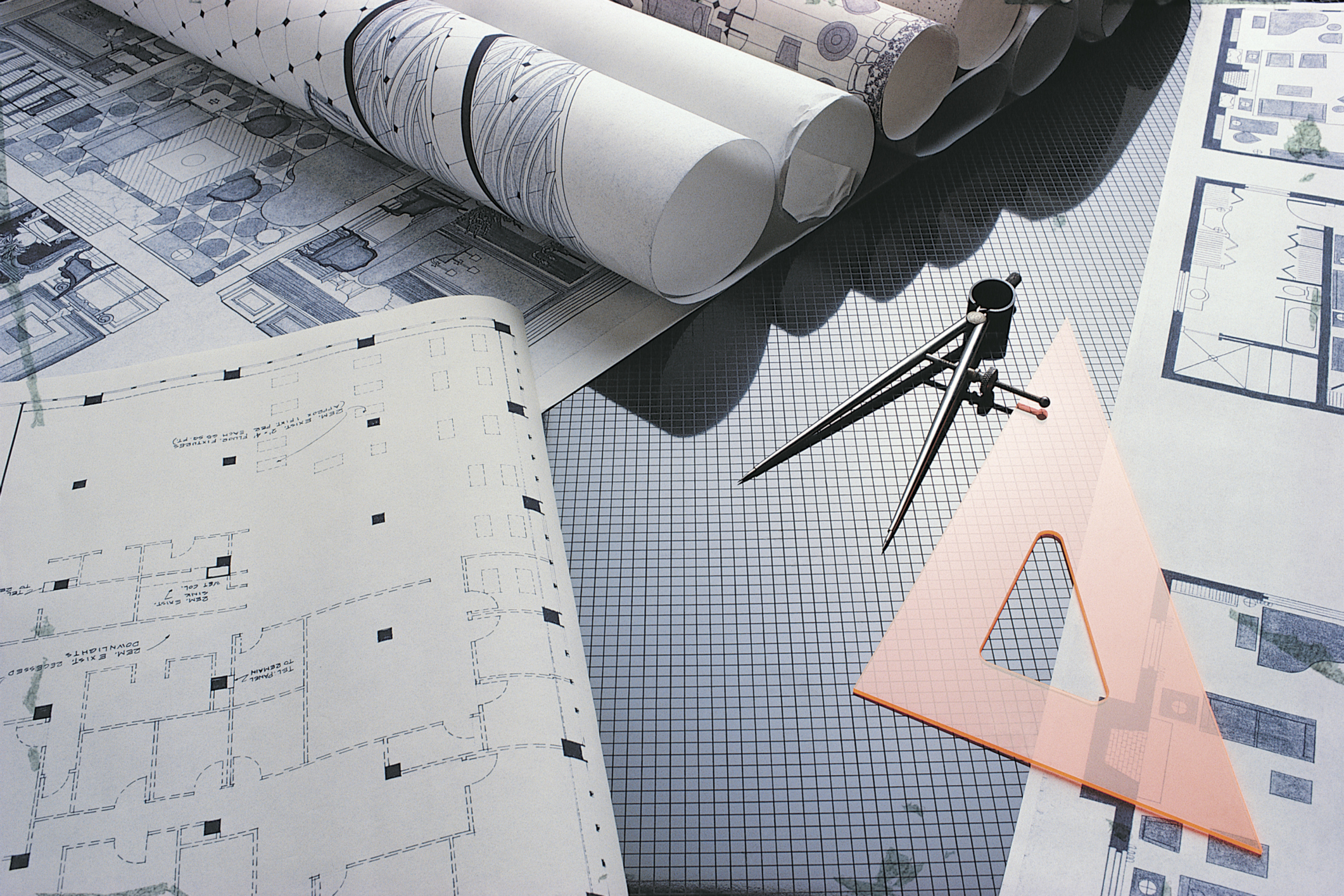 What Tools Does an Architect Use? Woman