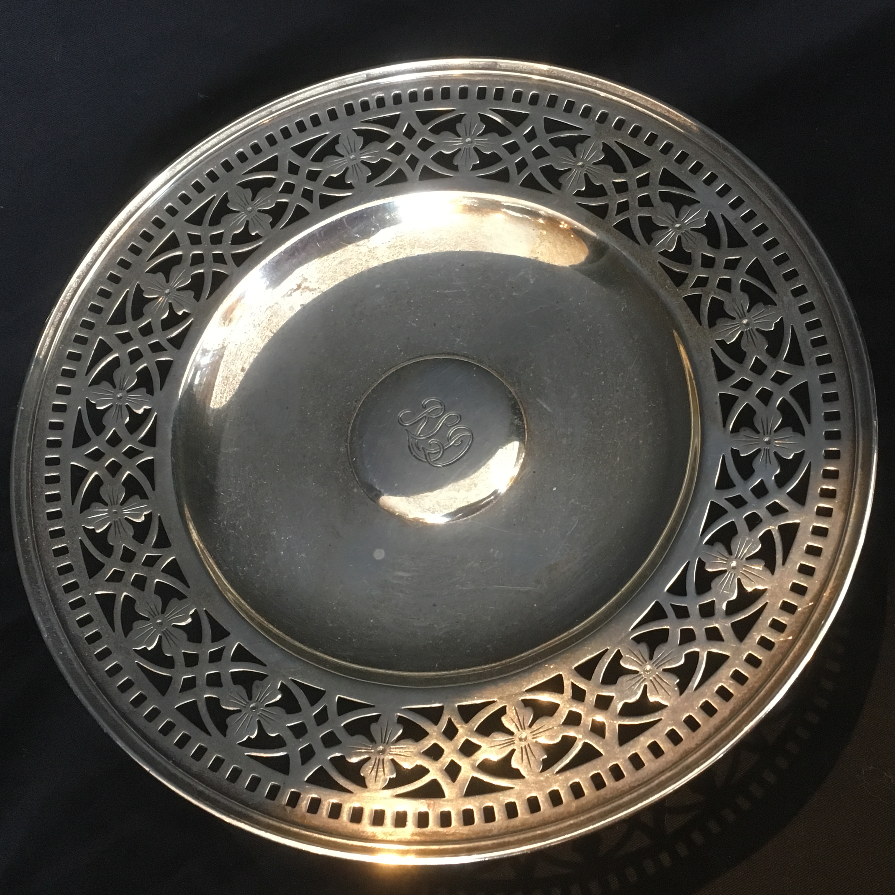 Tiffany & Co. Sterling Silver Circular Floral Tray w/ Pedestal 6.76ozt