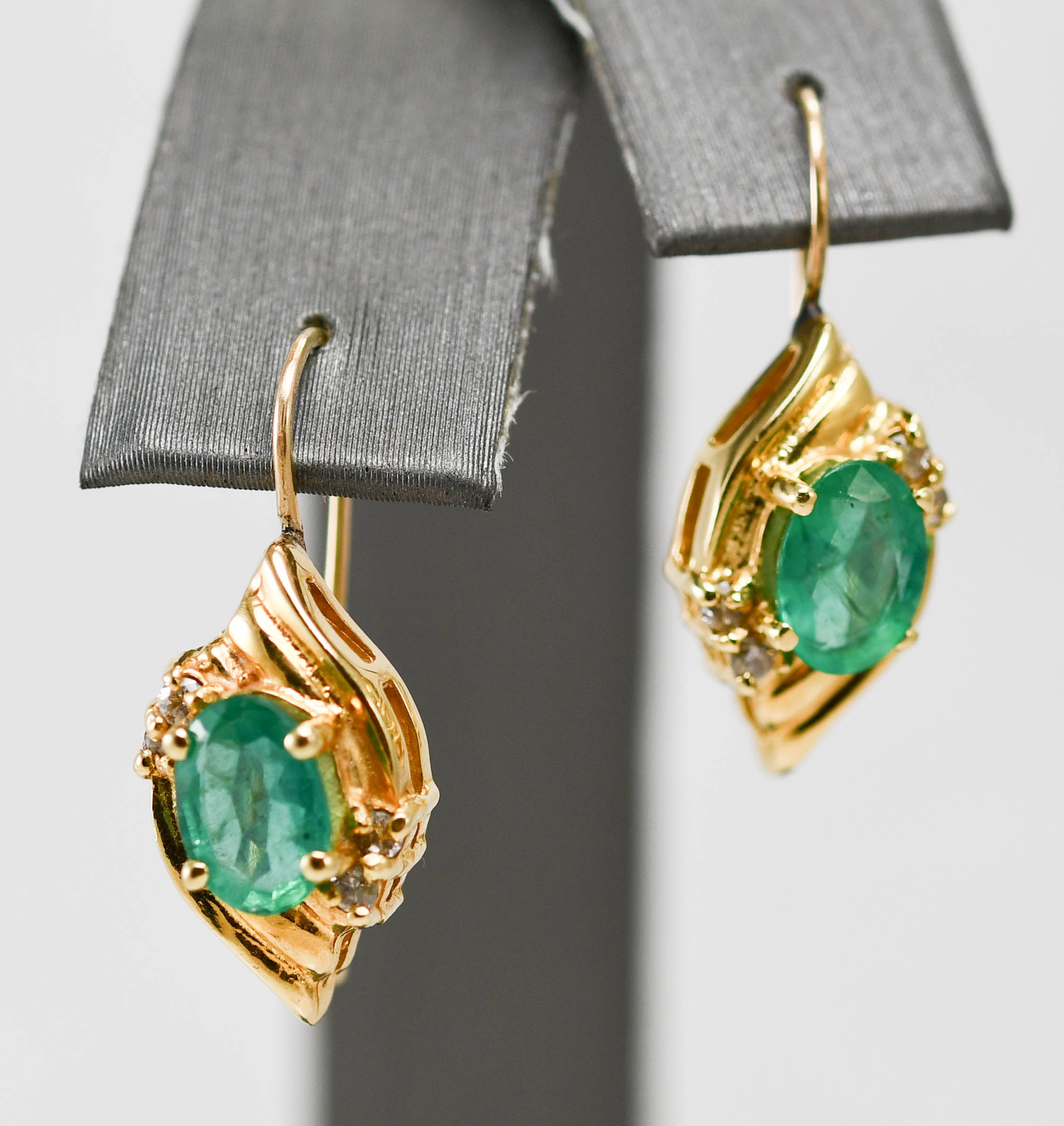 10k Yellow Gold Natural Emerald & Diamond Earrings. 1.18tcw eBay