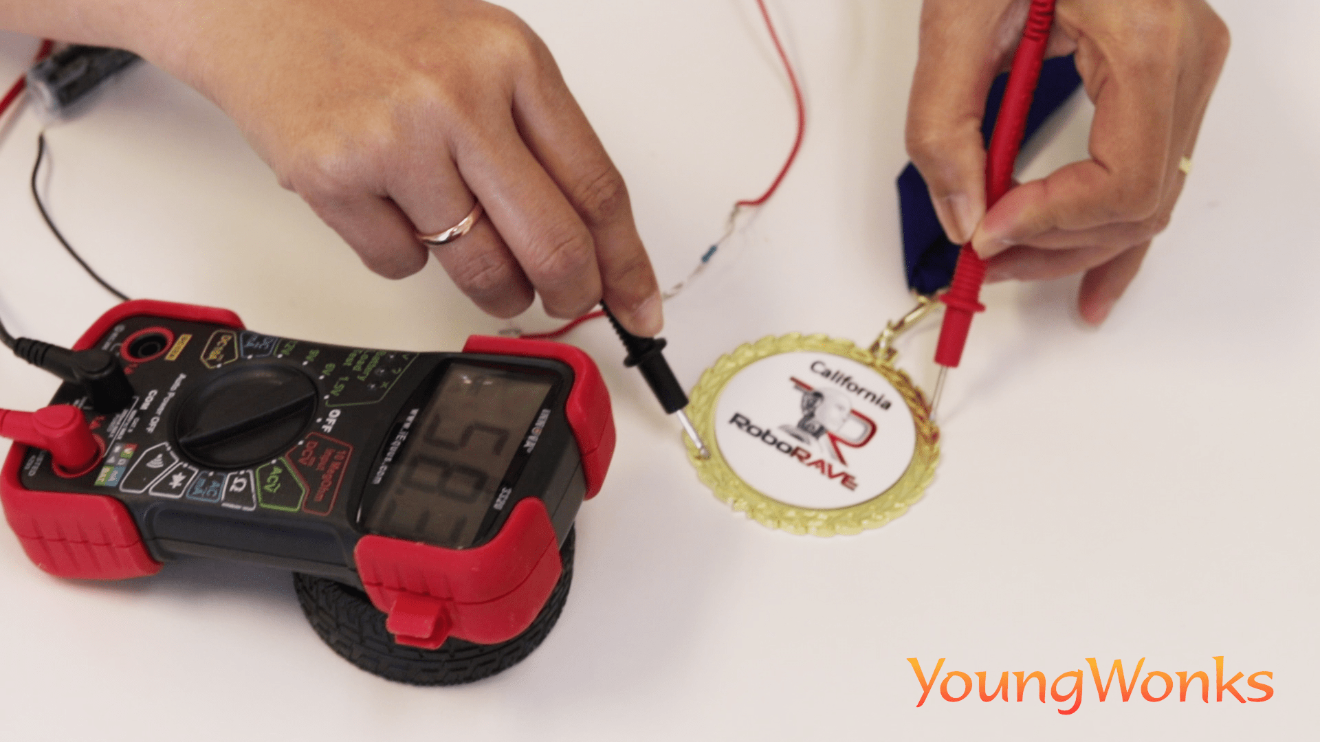 What is a Multimeter and How Does It Work