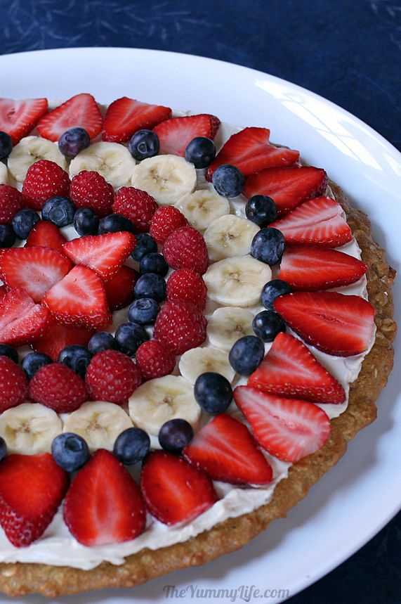 Healthy Oat & Yogurt Fruit Pizza