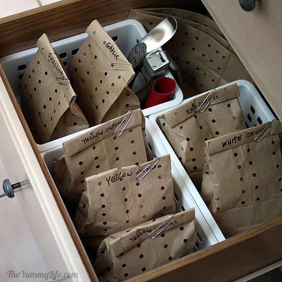 How to Store Onions, Garlic, & Shallots via TheYummyLife ecogreenlove