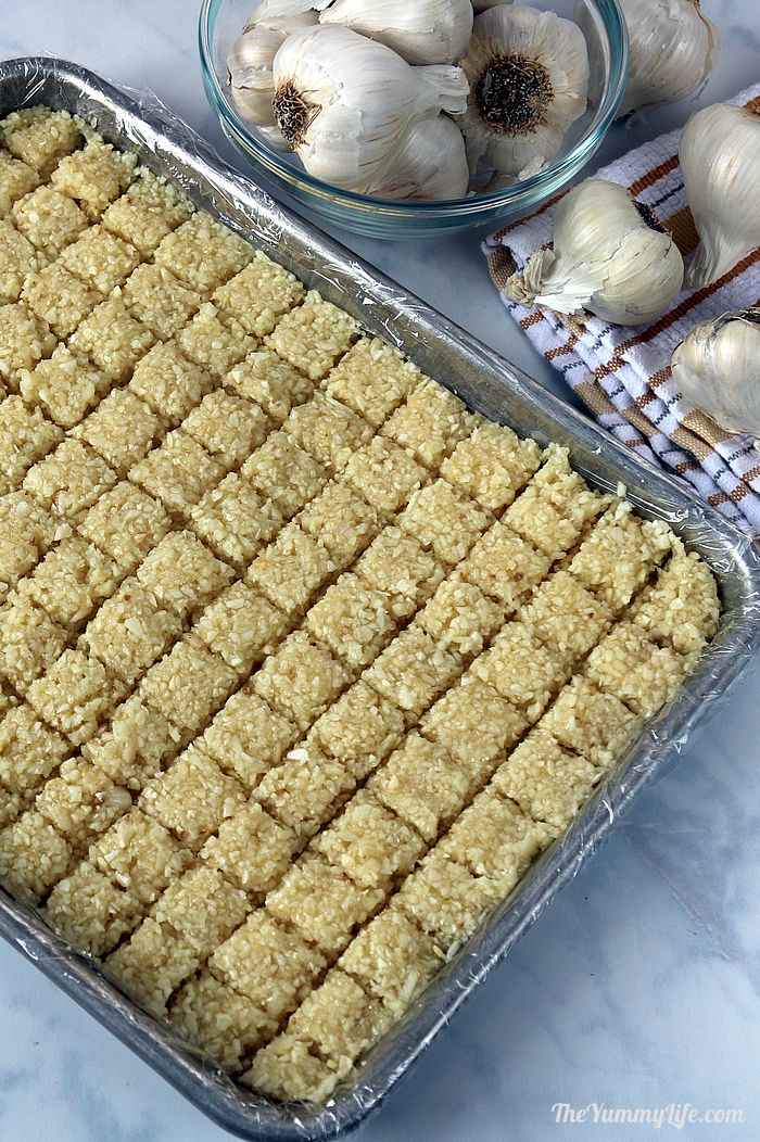 How to Mince and Freeze Garlic