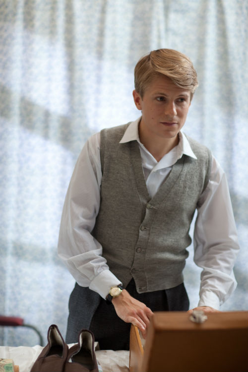 Call the Midwife S2E5 Jimmy RAINSFORD) Photo Laurence