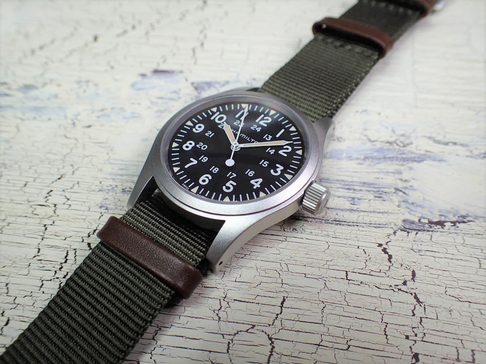 H69429931(ハミルトンカーキフィールド)をレビュー！評判や特徴についても解説！ RichWatch