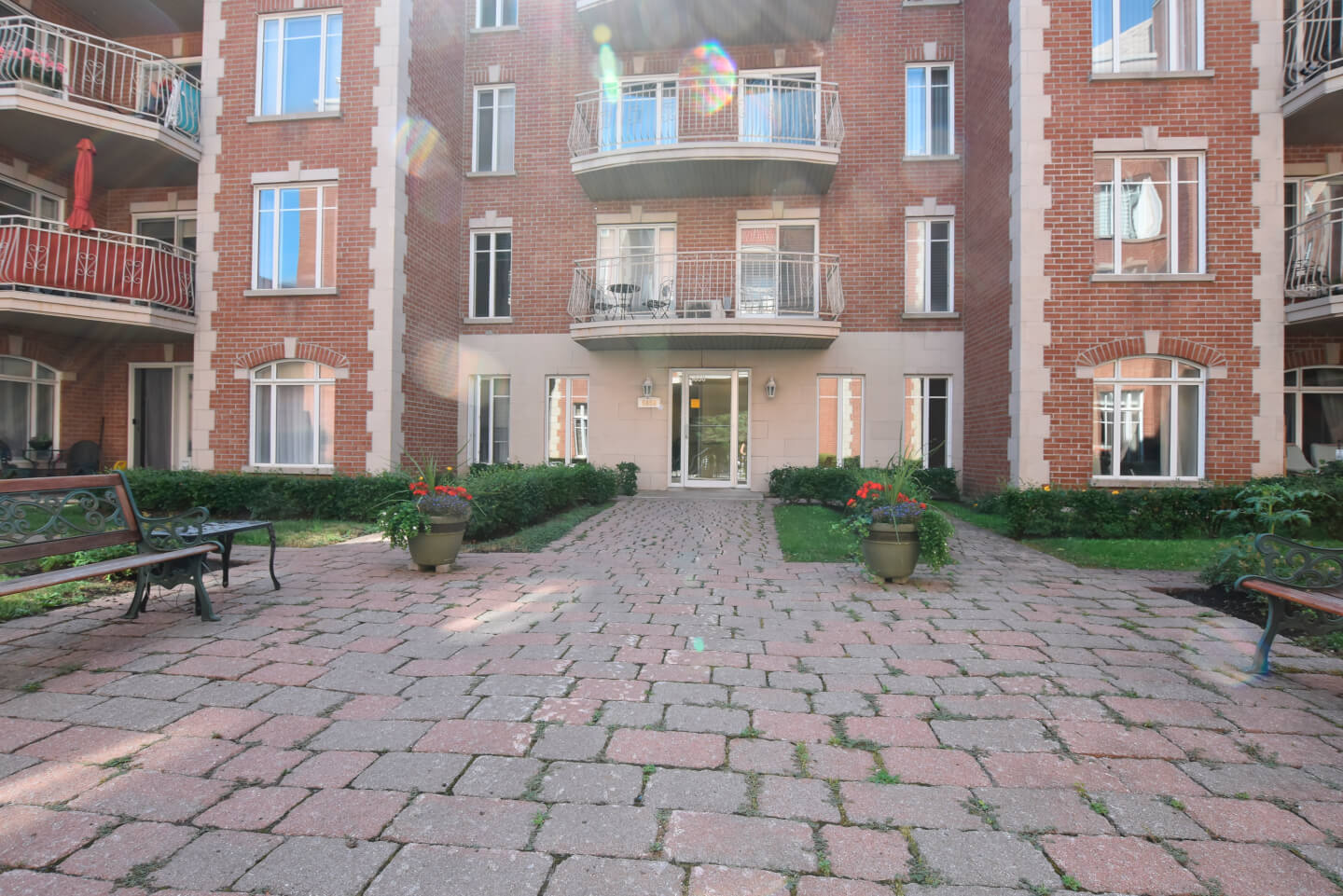 Condo for sale on Avenue de Monkland