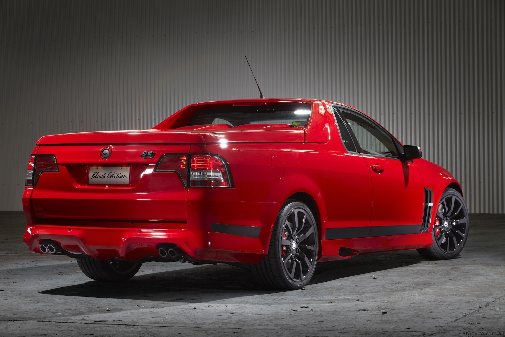 2011 HSV Clubsport R8, ClubSport R8 Tourer, Maloo R8 SV