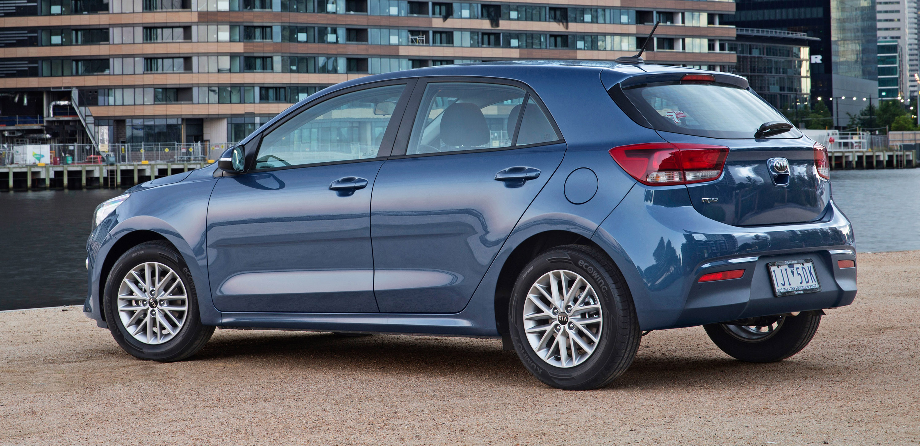 2017 Kia Rio pricing and specs Photos (1 of 24)