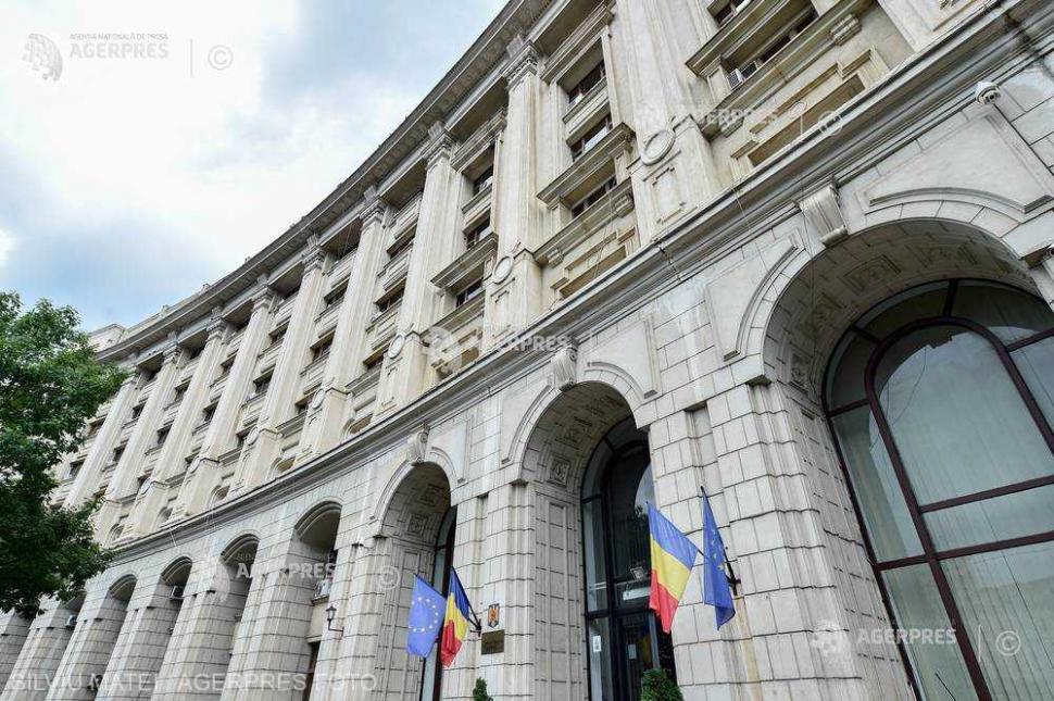 Ministerul FinanÅ£elor VerificÄ 17 Ministere Printre Care Ministerul Muncii