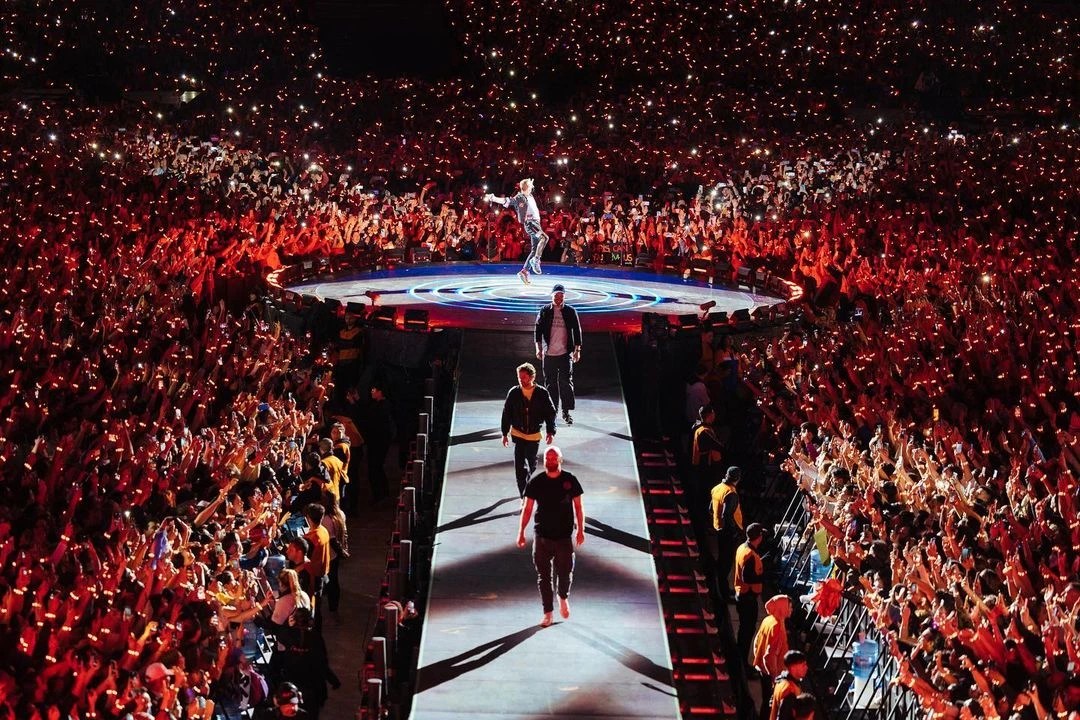 6 Alasan Kamu Harus Nonton Konser Coldplay ‘Music of the Spheres Tour’