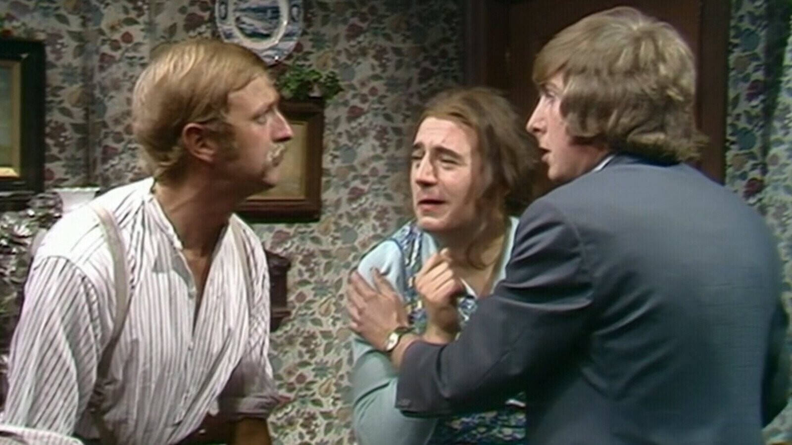 Eric Idle Blasts John Cleese for Cutting This Classic Sketch From Monty