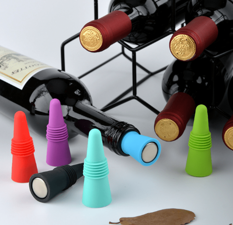 Silicone Wine Bottle Stopper VICK188 Off the Wall 2018