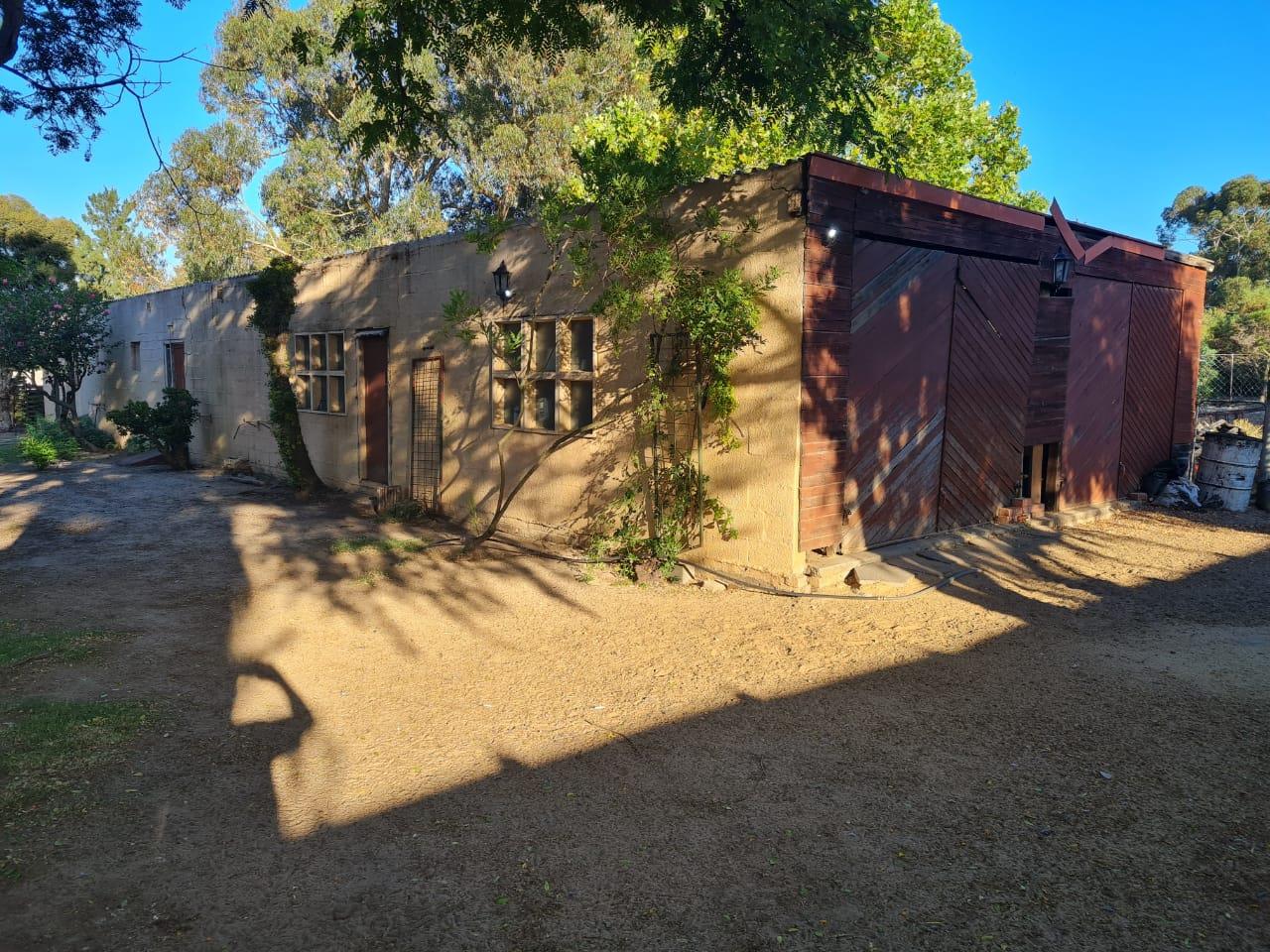 4 Bedroom Small Holding in Joostenbergvlakte, Kraaifontein For Sale for R3,400,000 2004237