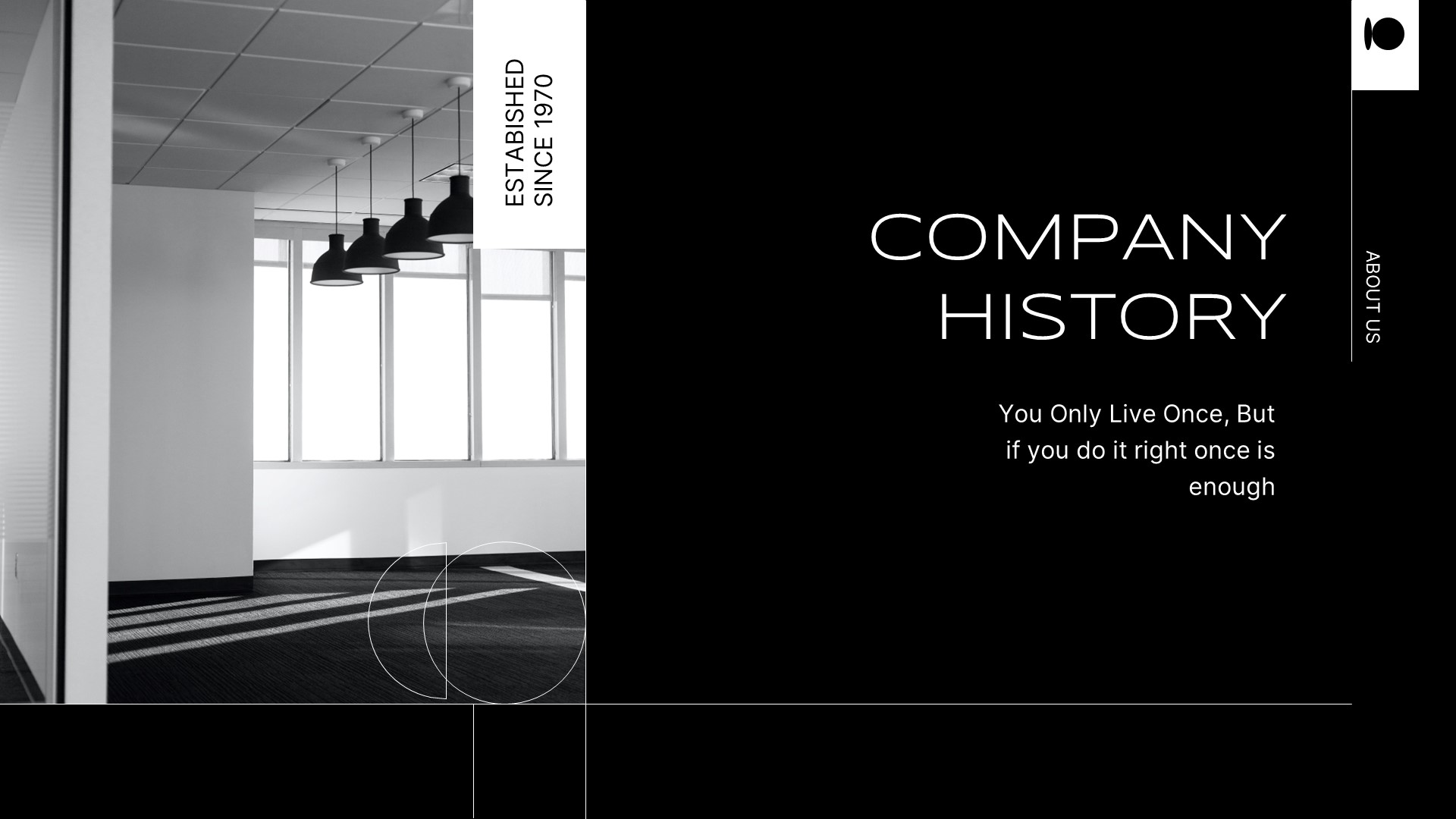 DEEPZ Black White Keynote Template by MasdikaStudio GraphicRiver
