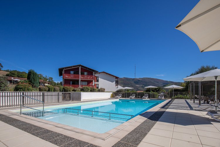 Hébergements de groupe à SaintEtiennedeBaïgorry VVF Les Crêtes Ba