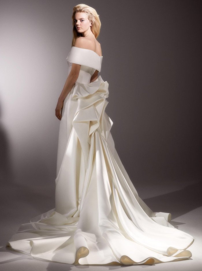 Back drape gown Viktor & Rolf Mariage THE DRESS TRIBE